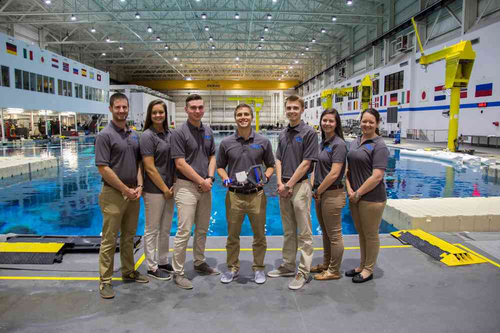 GVSU Students Test Device at NASA